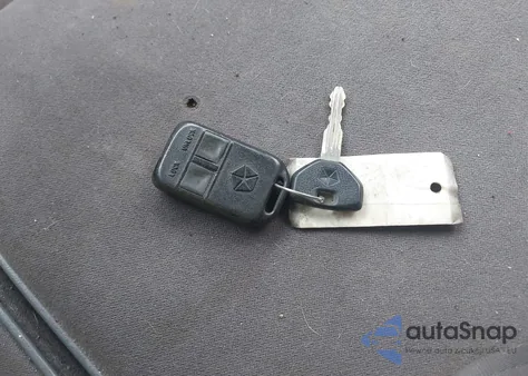 1995 Dodge Ram 2500 from USA, damaged, VIN 3B7KC23WXSM112221